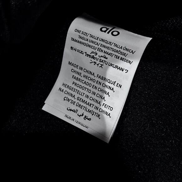 Alo Yoga Stow Backpack Black With Detachable Pouch NWT - Picture 5 of 6